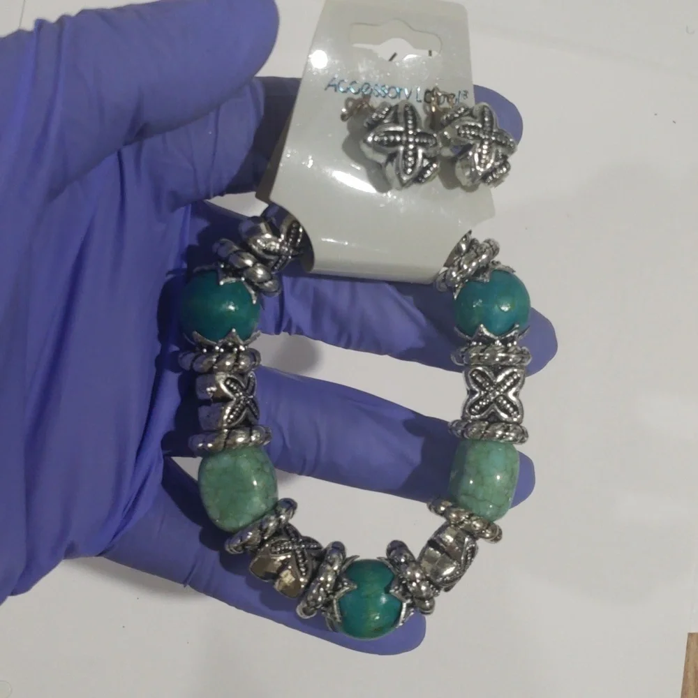 Women’s Silver Turquoise Beads Stretch Bracelet Earrings Matching Jewelry Set
